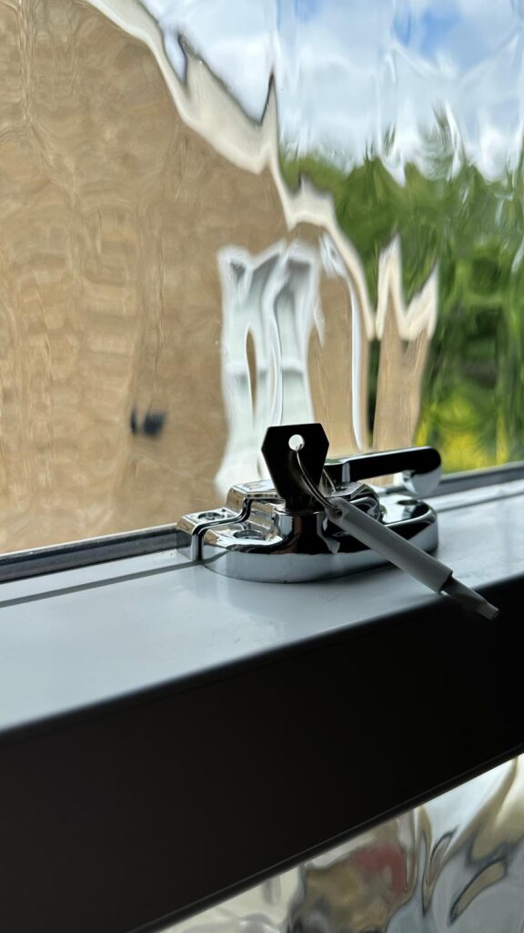 whatsapp image 2025 11 01 at 22.57.08 (7)