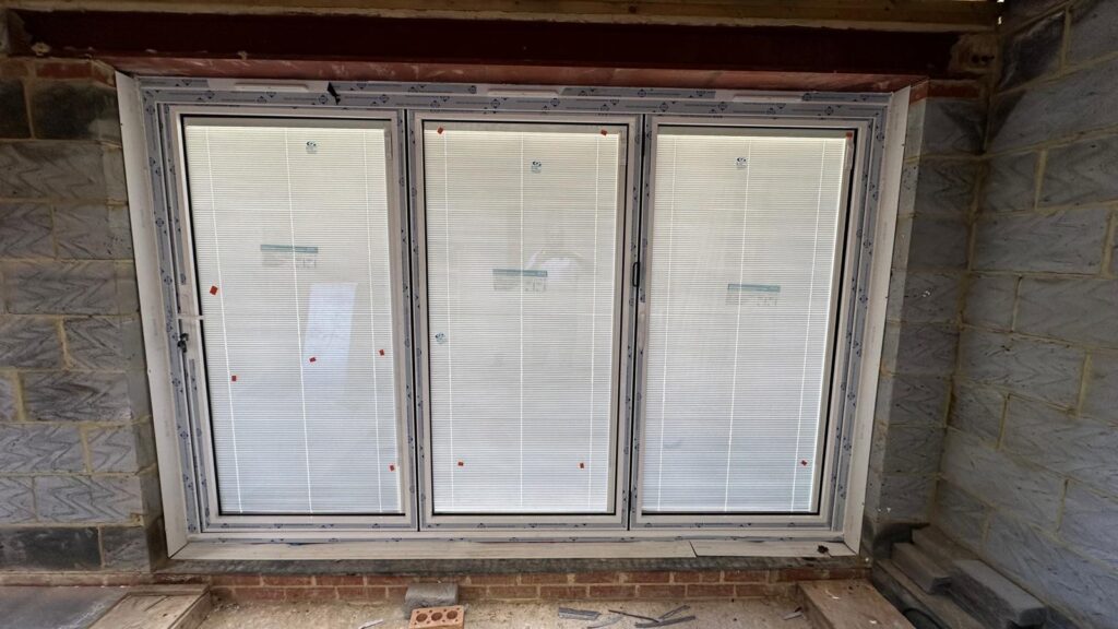 whatsapp image 2025 11 01 at 23.12.00